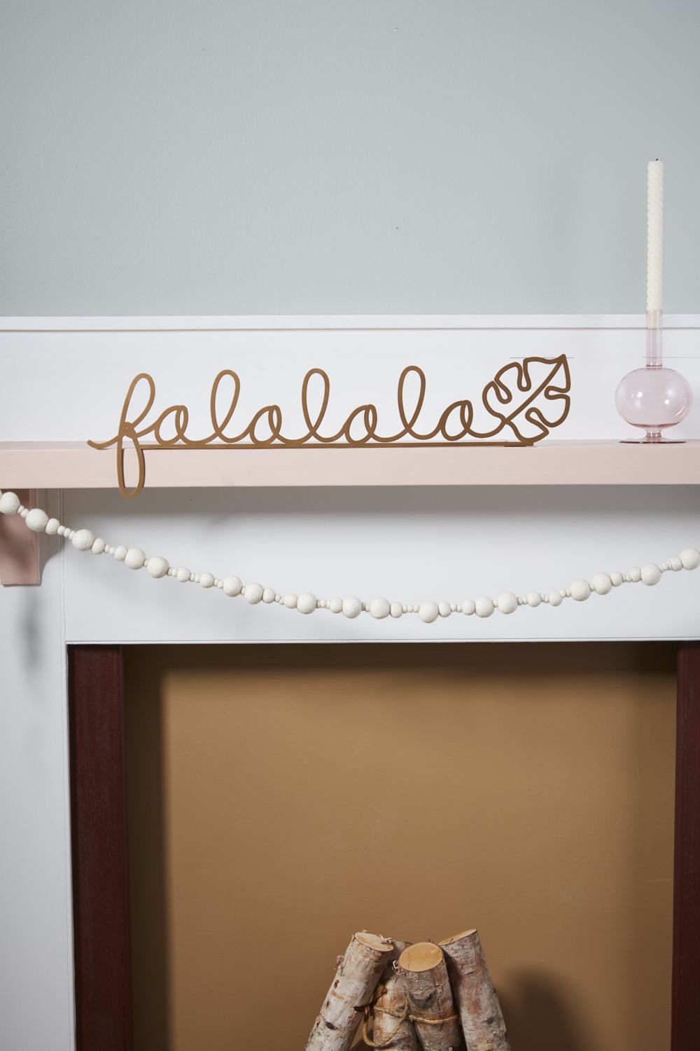 FA LA LEAF MANTLEPIECE