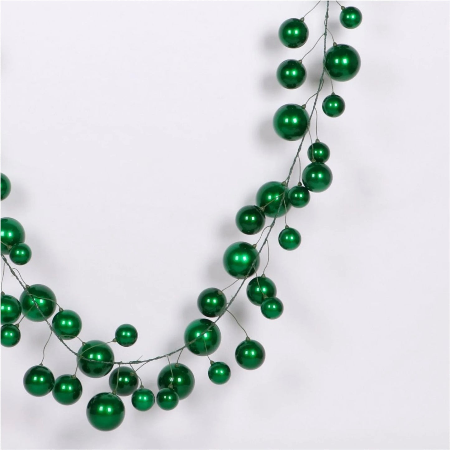 10' EMERALD CANDY APPLE BALL GARLAND