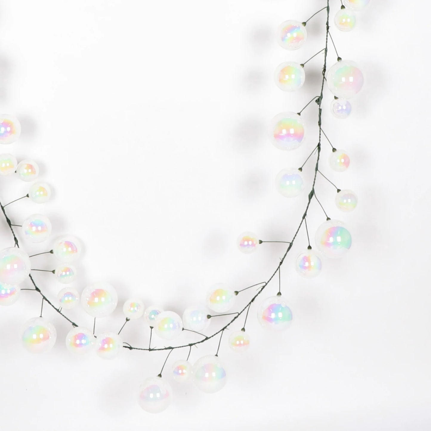 IRIDESCENT WHITE BALL GARLAND, 10'