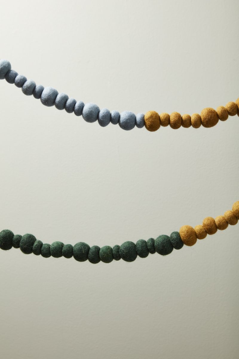 SUGARPLUM GARLAND