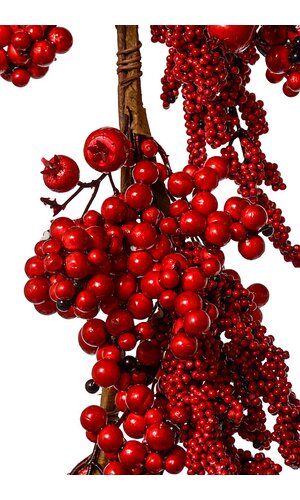 67" BERRY GARLAND RED