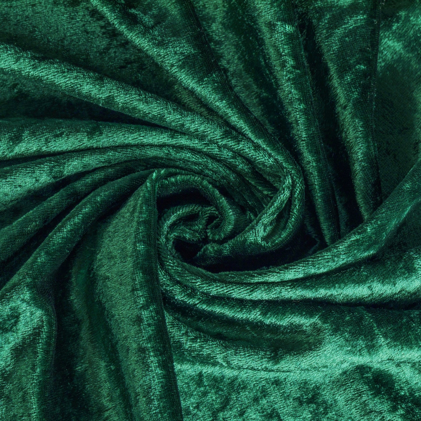 Velvet 120" Round Tablecloth - Emerald Green