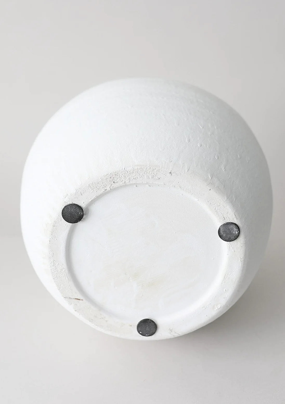 White Concrete Konos Vase - 10.75"