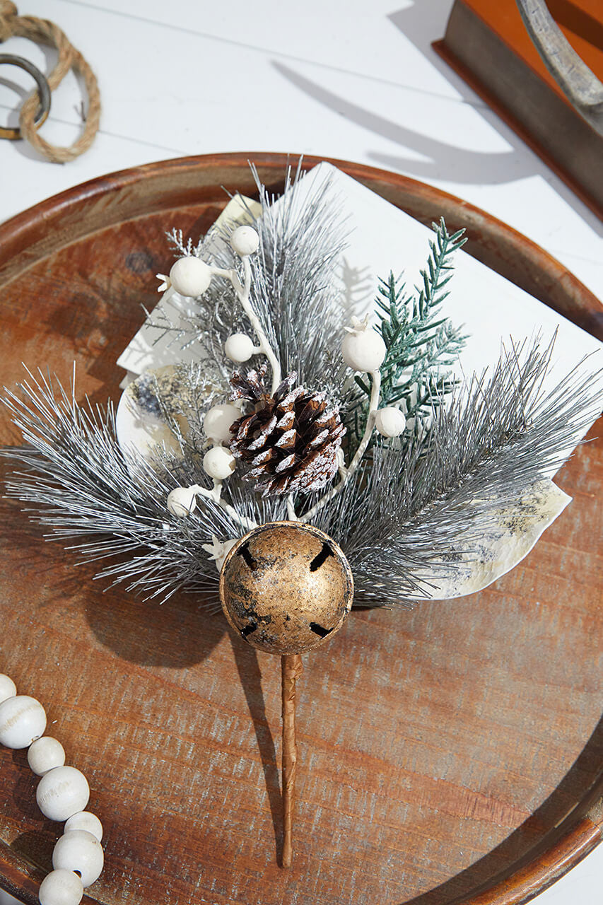 14” Antique Bell/Magnolia Leaf Berry/Pine Pick Christmas Sprays