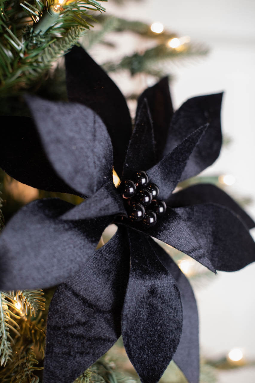 20” Velvet Pearl Center Poinsettia Stem