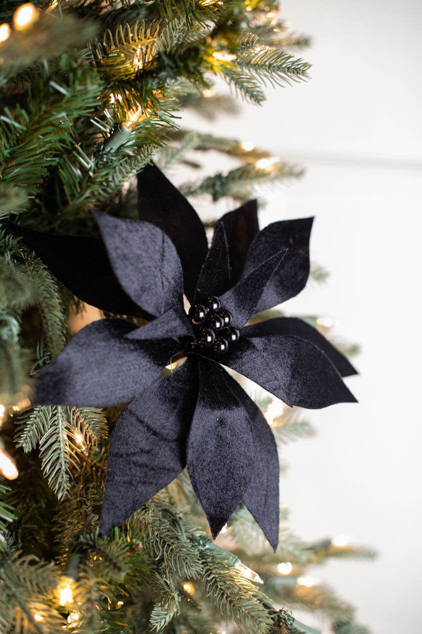 20” Velvet Pearl Center Poinsettia Stem