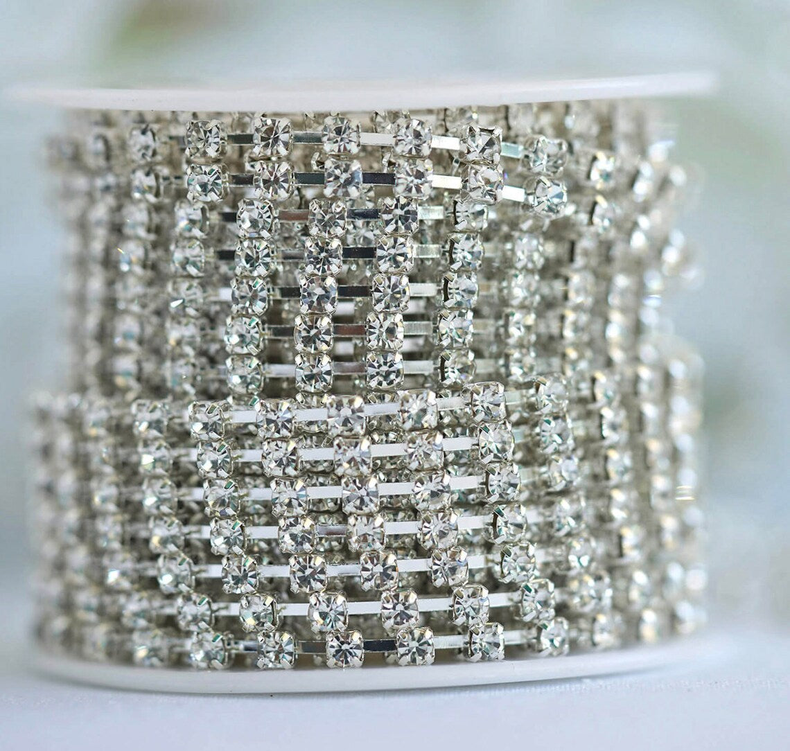30 FT. Silver Diamond Rhinestone Chain Roll 3mm Gemstone Ribbon