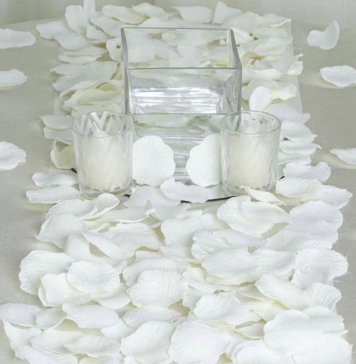 5,000 Ivory Flower Petals