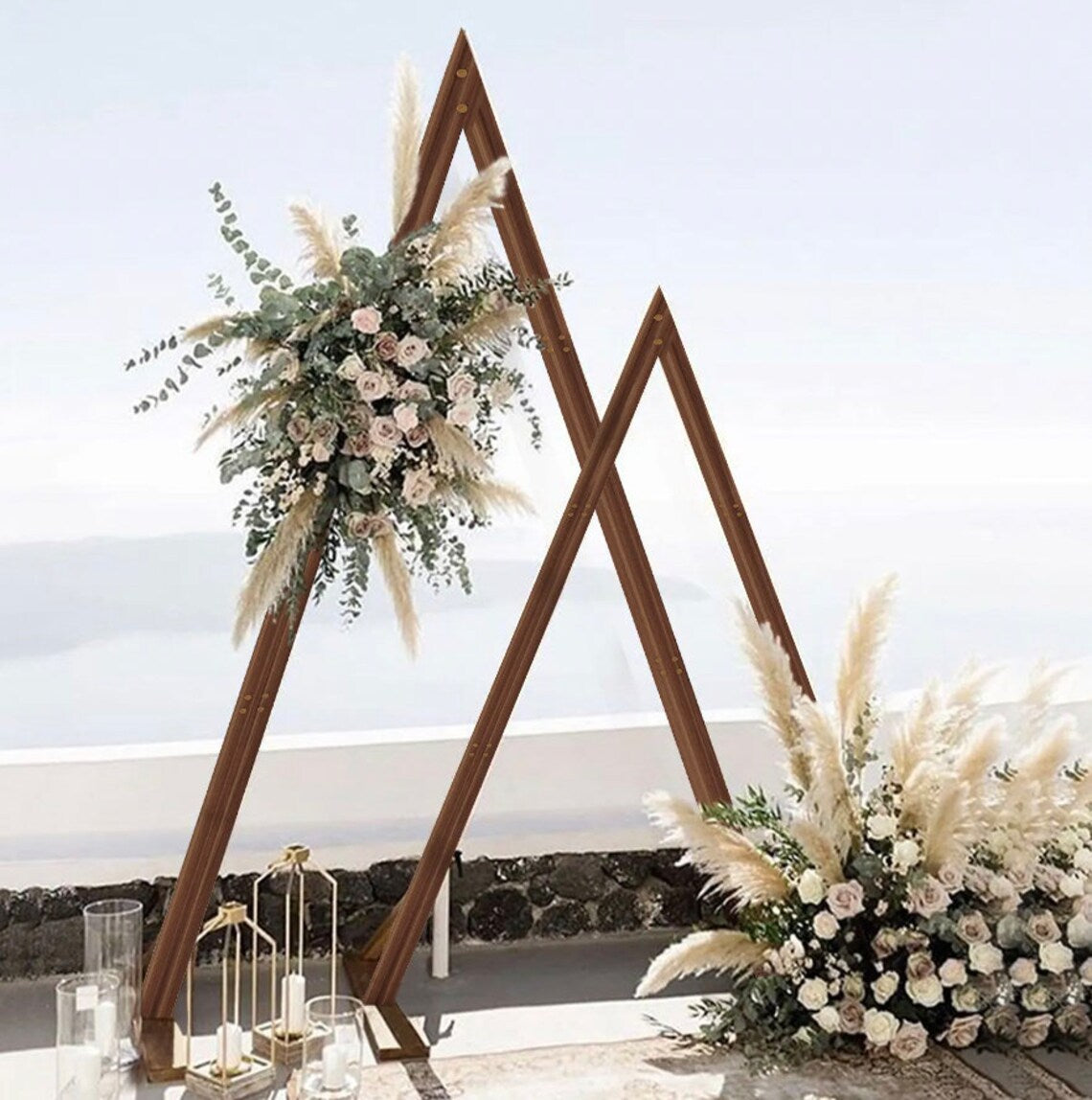 10 FT. Double Triangle Wooden